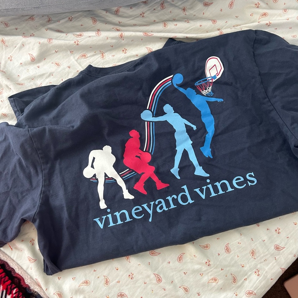 Vineyard vines USA pocket t shirt